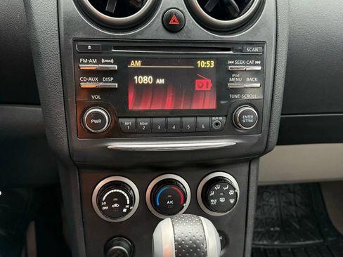 Used 2014 Nissan Rogue S w/ Convenience Package image 37