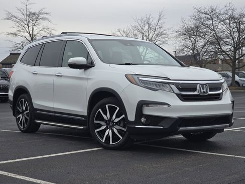 Certified 2020 Honda Pilot Touring image 2