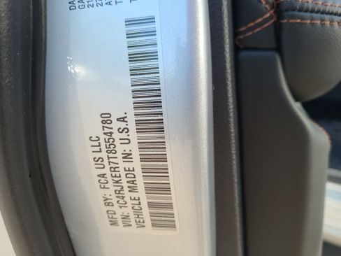 New 2026 Jeep Grand Cherokee L Summit w/ Advanced Protech Group IV AWD/4WD image 29