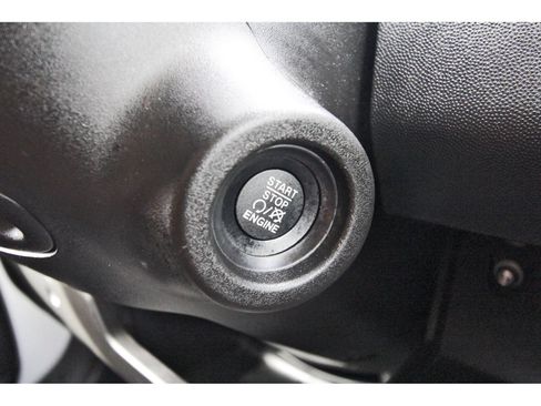 Used 2025 RAM ProMaster 2500 w/ Convenience Group FWD image 21