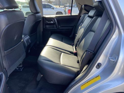 Used 2021 Toyota 4Runner TRD Off-Road Premium w/ Moonroof Package image 4