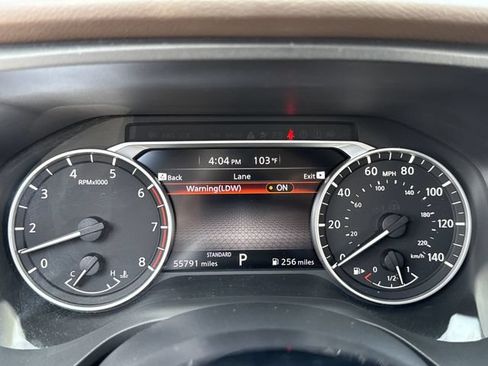 Used 2021 Nissan Rogue S FWD image 11