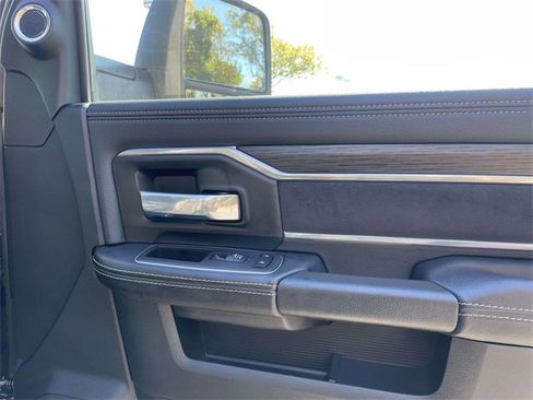 Used 2024 RAM 3500 Laramie w/ Night Edition image 30