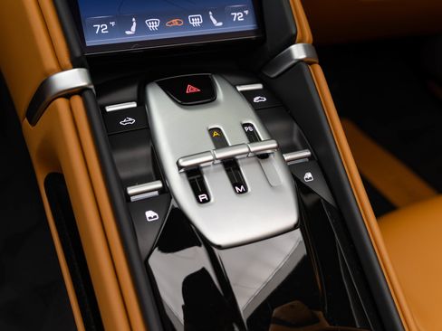 Certified 2025 Ferrari Roma Spider RWD image 6