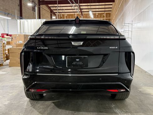 Certified 2024 Cadillac Lyriq Luxury RWD image 9