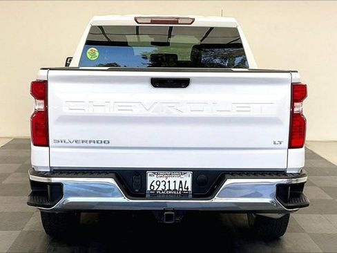 Used 2025 Chevrolet Silverado 1500 LT AWD/4WD image 3