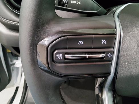 Used 2024 Chevrolet Colorado LT w/ LT Convenience Package III image 27