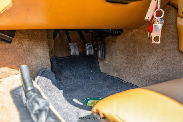 Used 1991 Lotus Esprit SE RWD image 34