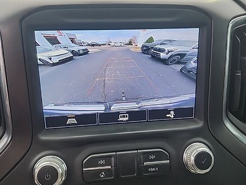 Used 2022 GMC Sierra 1500 AT4 w/ AT4 Premium Package image 6