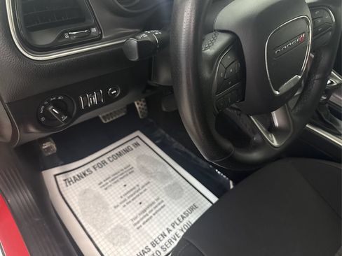Used 2019 Dodge Challenger R/T RWD image 26
