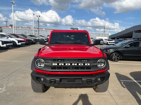 Used 2023 Ford Bronco Black Diamond w/ Sasquatch Package AWD/4WD image 3