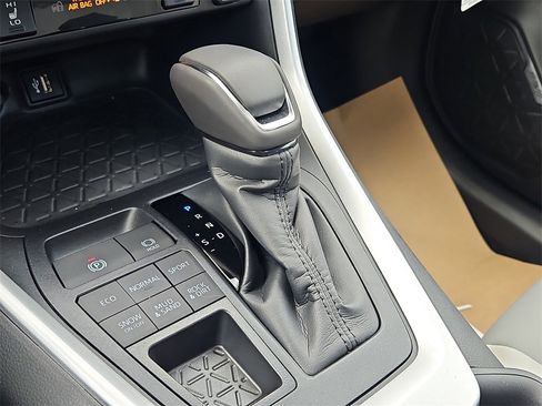 New 2025 Toyota RAV4 XLE Premium image 21