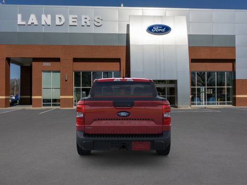 New 2025 Ford Maverick XLT w/ XLT Luxury Package image 5