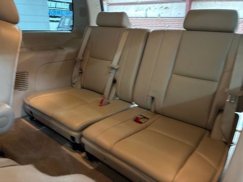 Used 2012 Chevrolet Tahoe LTZ AWD/4WD image 26