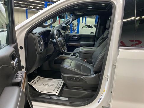 Used 2022 Chevrolet Silverado 1500 High Country w/ Technology Package image 24