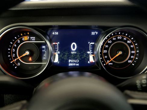 Used 2021 Jeep Wrangler Unlimited Sport image 21