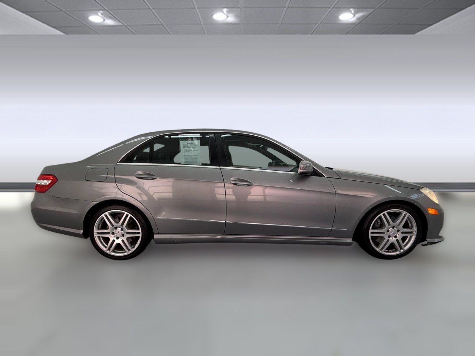 Used 2010 Mercedes-Benz E 350 Sedan image 7