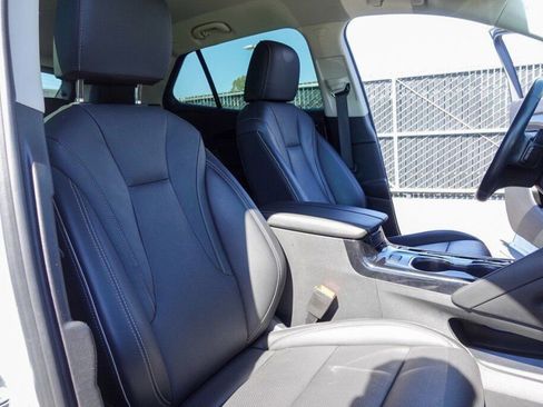 Used 2023 Buick Envision Essence image 14