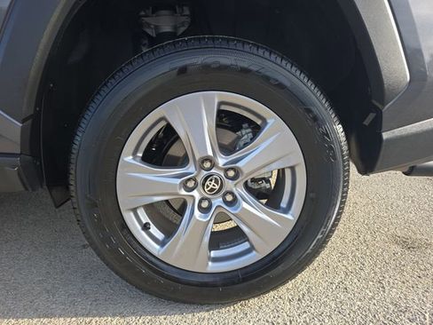 Certified 2025 Toyota RAV4 XLE image 34