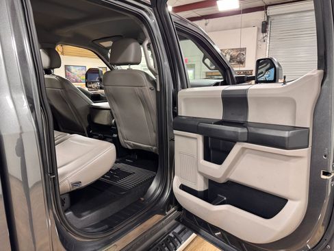 Used 2020 Ford F450 XL w/ STX Appearance Package image 16