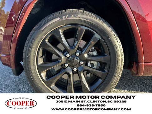 Used 2021 Jeep Grand Cherokee Laredo X image 11