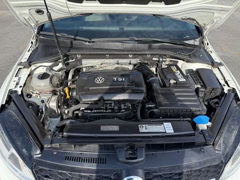 Used 2017 Volkswagen Golf Alltrack S AWD/4WD image 24