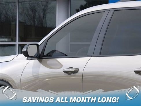 New 2027 Chevrolet Traverse Z71 w/ Driver Confidence Package AWD/4WD image 12
