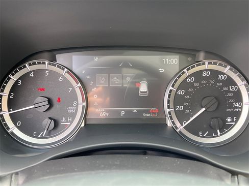 New 2025 Toyota Highlander XLE image 27