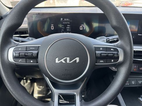 Used 2025 Kia K5 LXS image 29