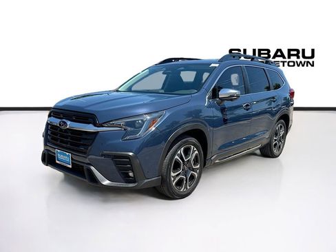 Used 2023 Subaru Ascent Limited w/ Technology Package AWD/4WD image 3