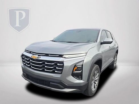 New 2026 Chevrolet Equinox LT w/ Safety and Technology Package image 11