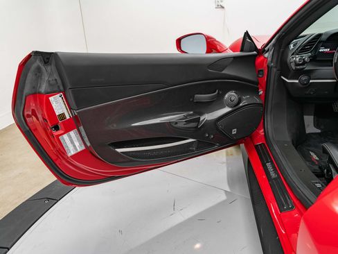 Certified 2020 Ferrari 488 Pista Coupe RWD image 18