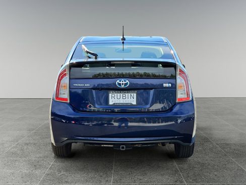 Used 2015 Toyota Prius Four image 6