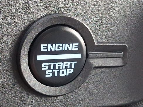Used 2025 Ford Bronco Outer Banks w/ Sasquatch Package AWD/4WD image 22