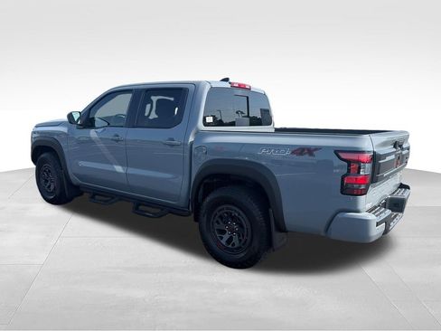Used 2025 Nissan Frontier PRO-4X AWD/4WD image 3