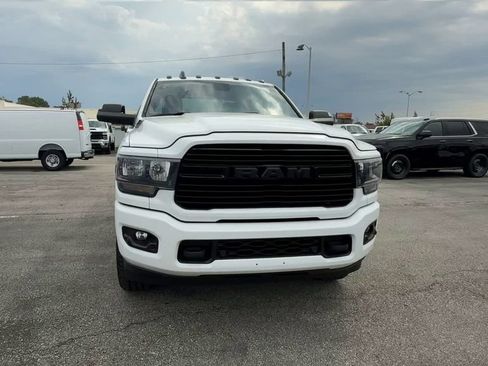 Used 2021 RAM 2500 Big Horn w/ Night Edition AWD/4WD image 3