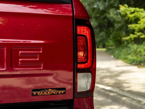 Used 2025 Honda Ridgeline TrailSport image 13