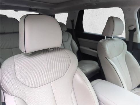 Used 2024 Hyundai Palisade Calligraphy FWD image 24
