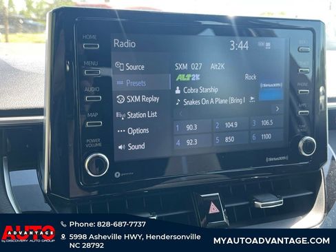 Used 2021 Toyota Corolla SE FWD image 11