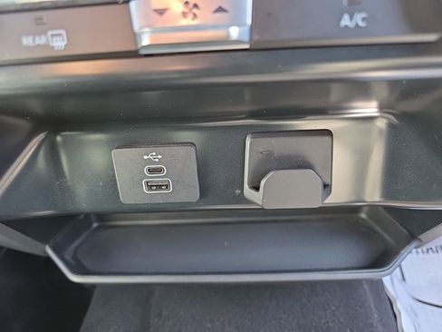 Used 2025 Ford F150 XLT w/ Equipment Group 301A Standard image 16