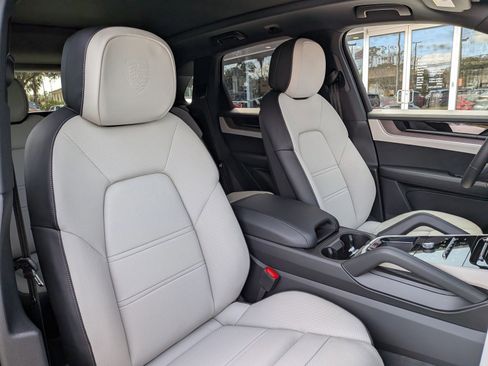 New 2026 Porsche Cayenne E-Hybrid image 26