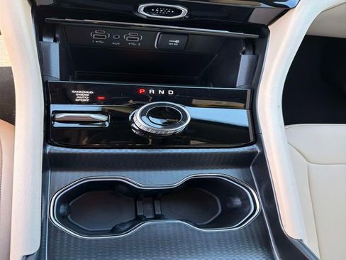 New 2026 Jeep Grand Cherokee Limited AWD/4WD image 25