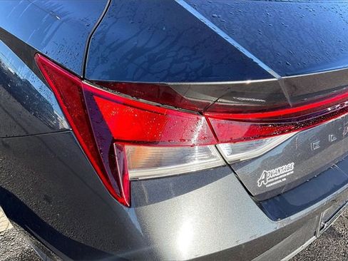 Used 2021 Hyundai Elantra SEL w/ Convenience Package image 30