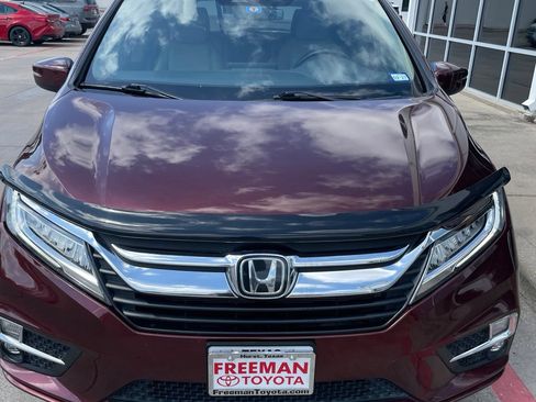 Used 2019 Honda Odyssey Touring image 3