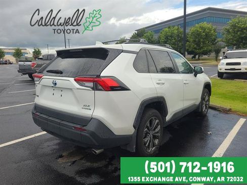 Used 2023 Toyota RAV4 XLE Premium AWD/4WD image 4