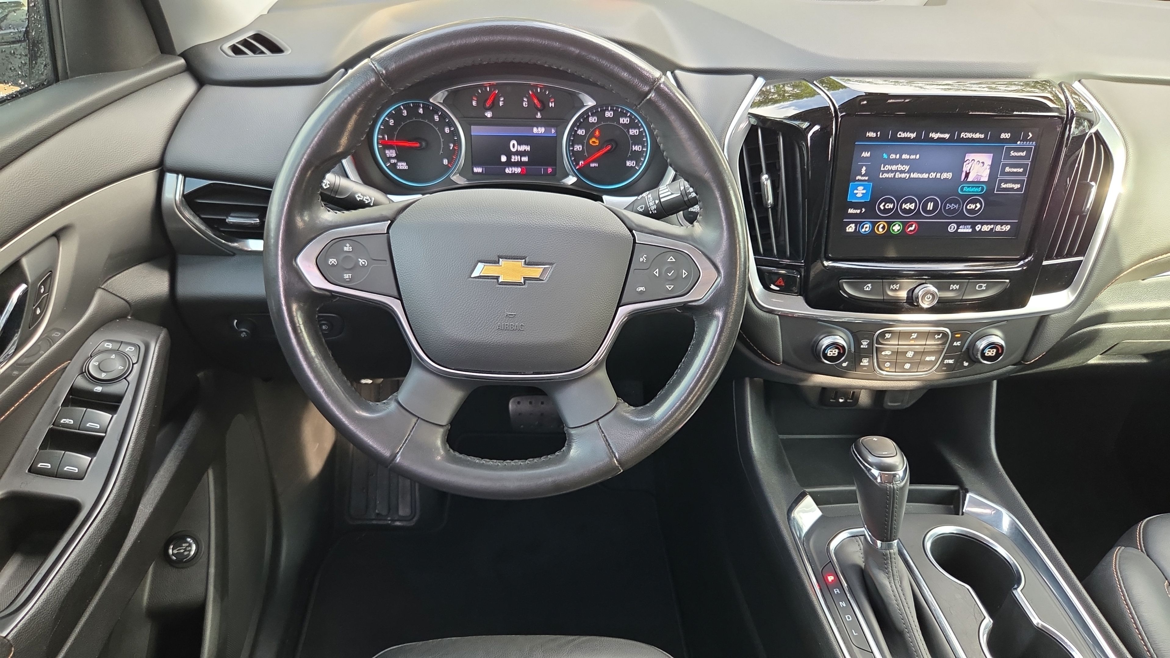 Used 2020 Chevrolet Traverse LT FWD image 11