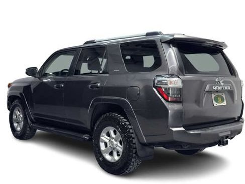 Used 2021 Toyota 4Runner SR5 Premium w/ Moonroof Package RWD image 4