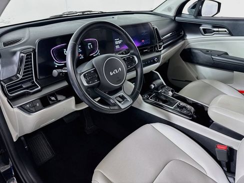 Used 2023 Kia Sportage EX FWD image 9