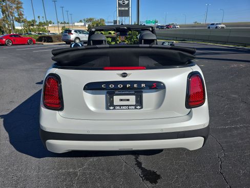New 2026 MINI Cooper S image 5