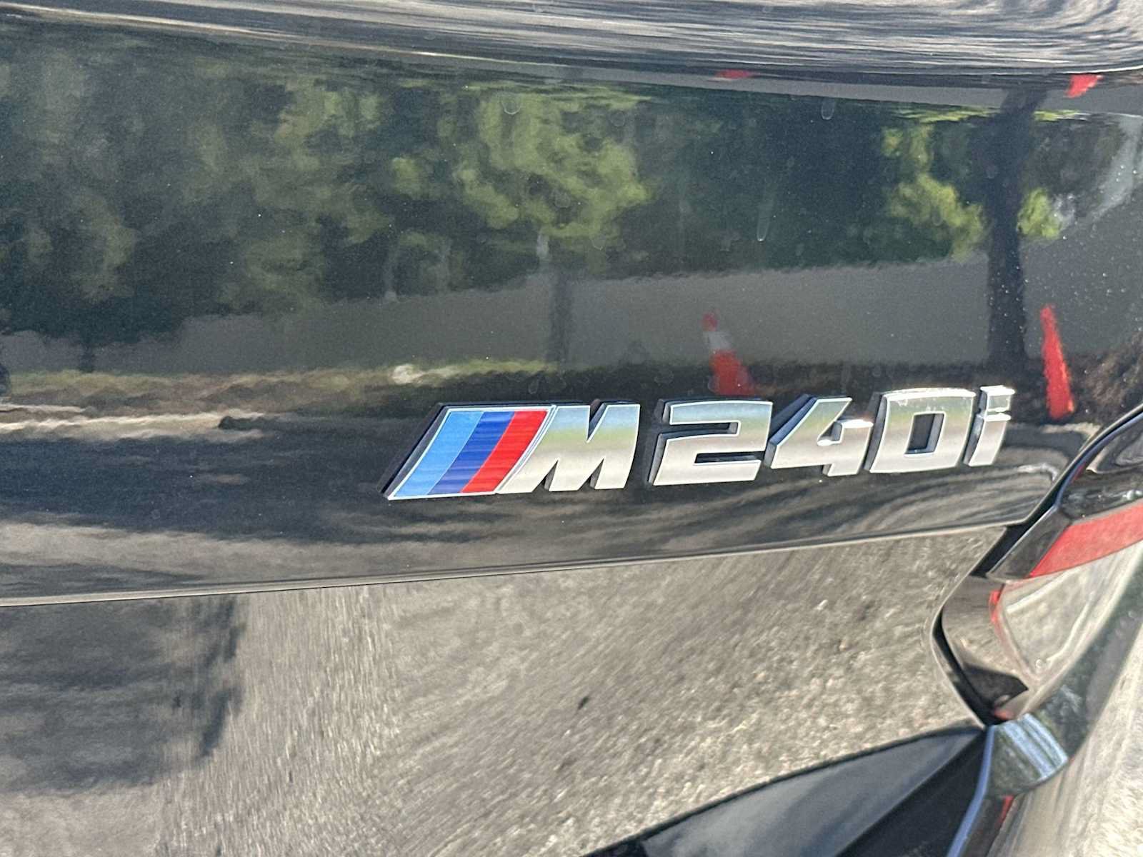 Used 2025 BMW M240i Coupe RWD image 11